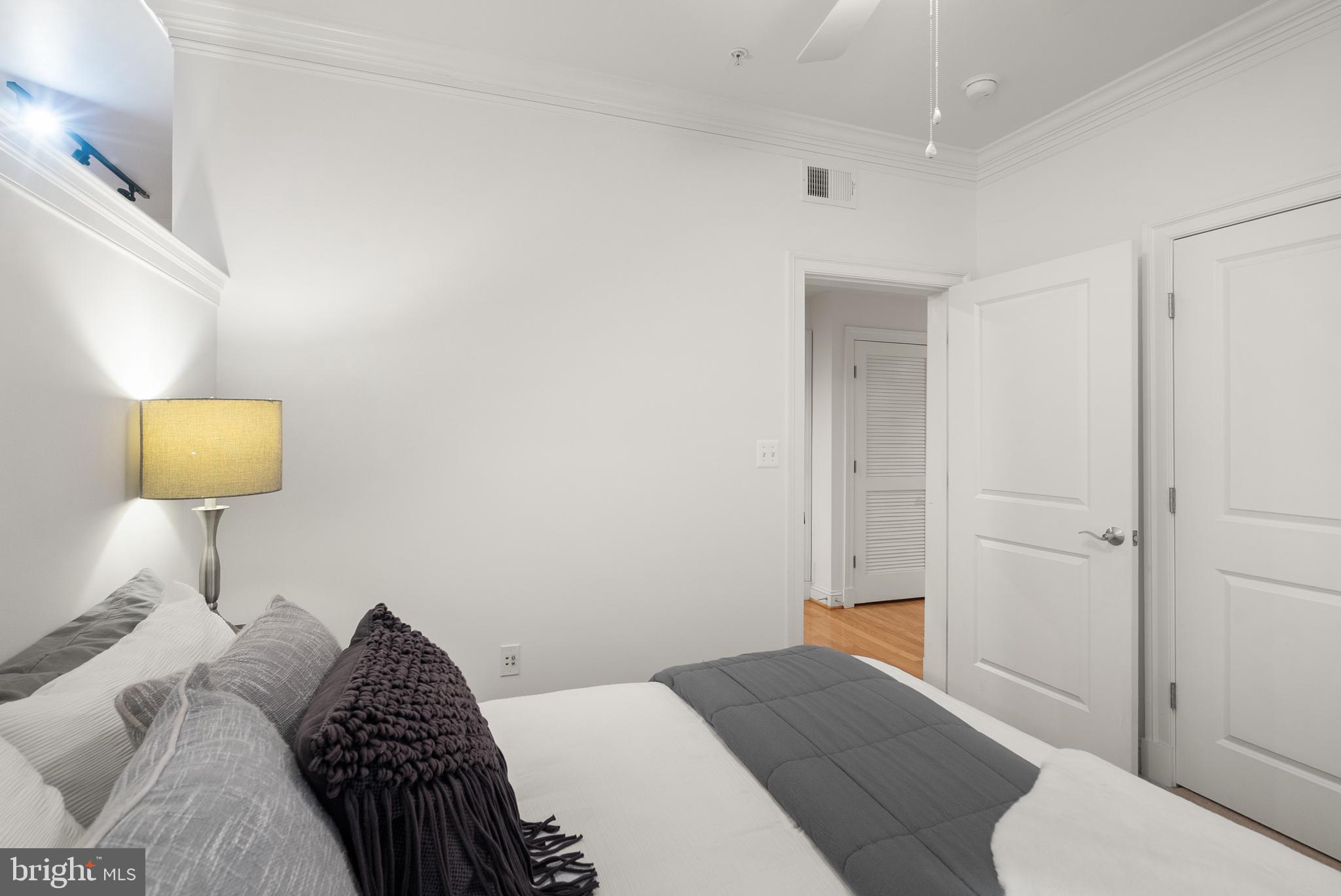 1023 N ROYAL STREET 109