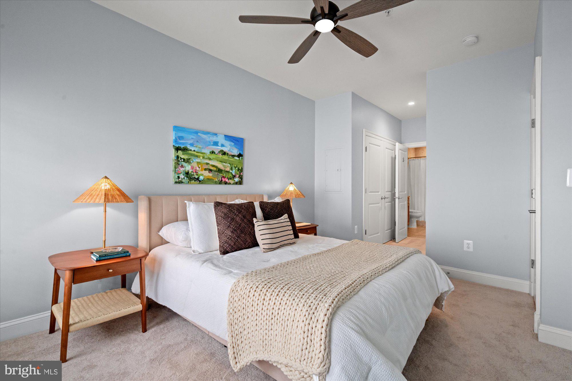 1023 N ROYAL STREET 203