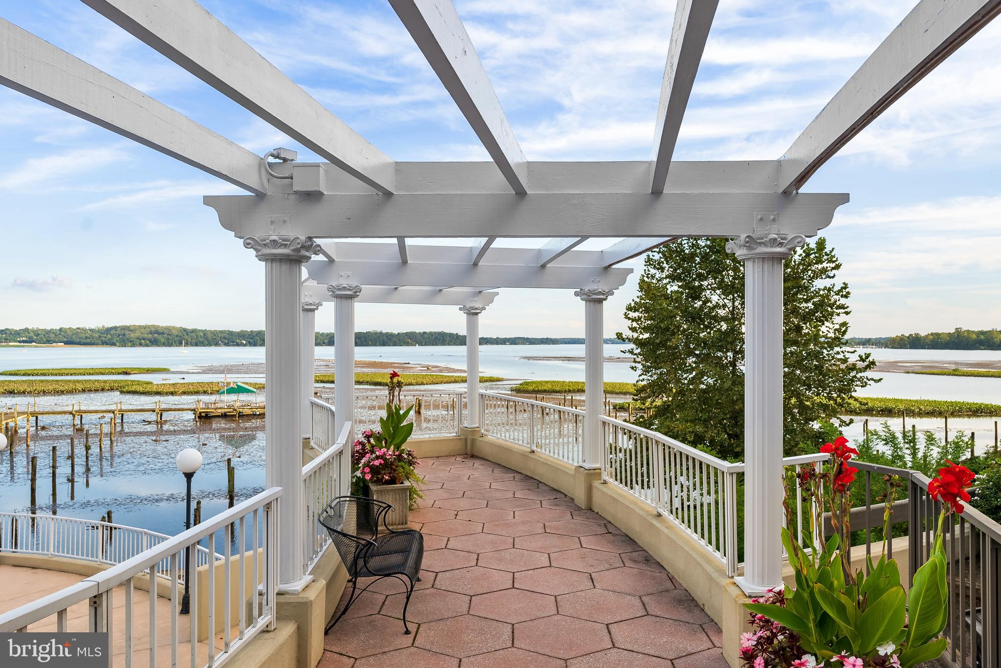 1250 S WASHINGTON STREET S 116