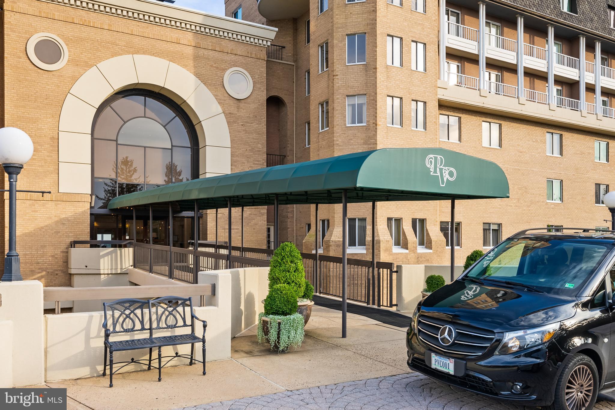 1250 S WASHINGTON STREET S 116