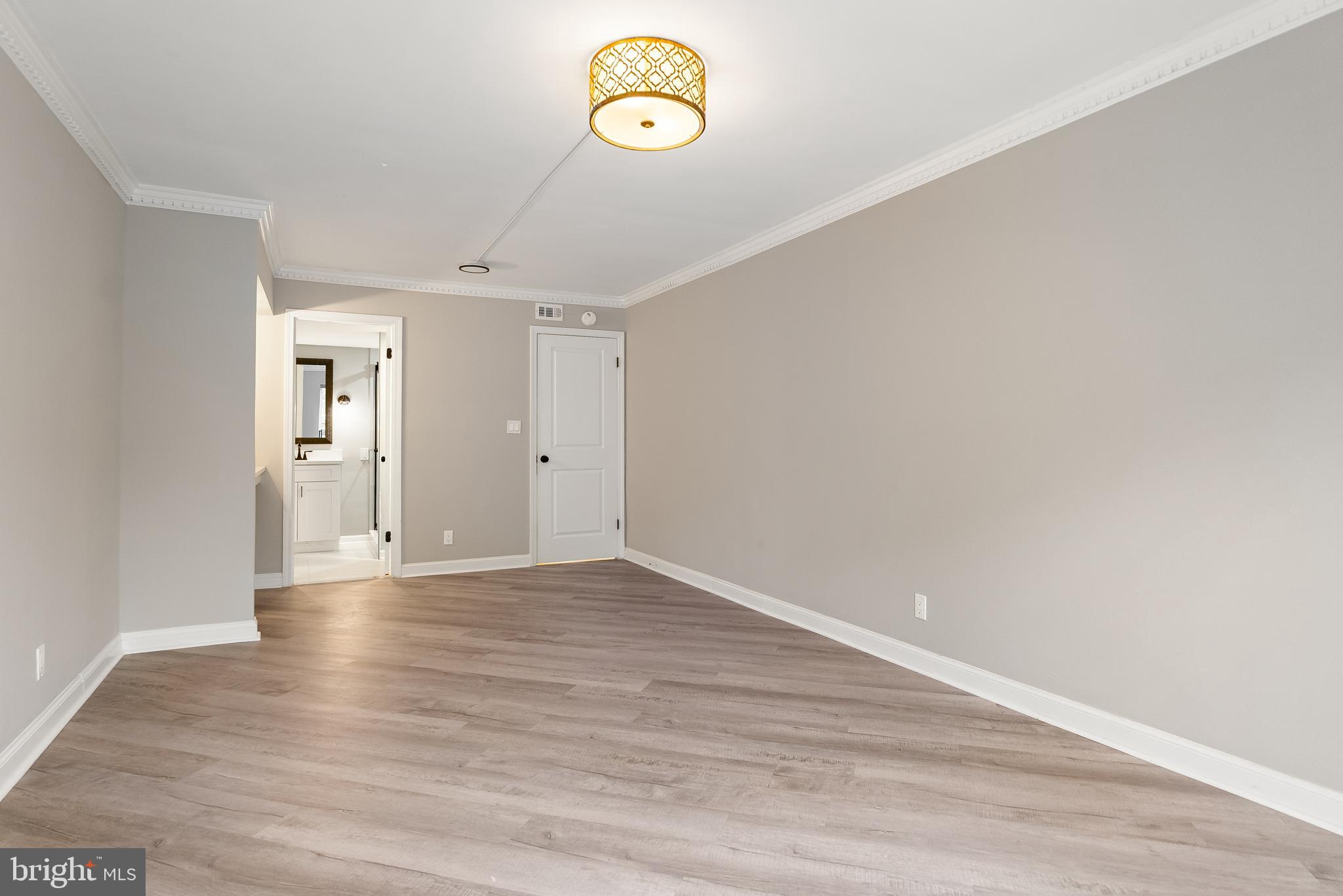 1250 S WASHINGTON STREET S 116