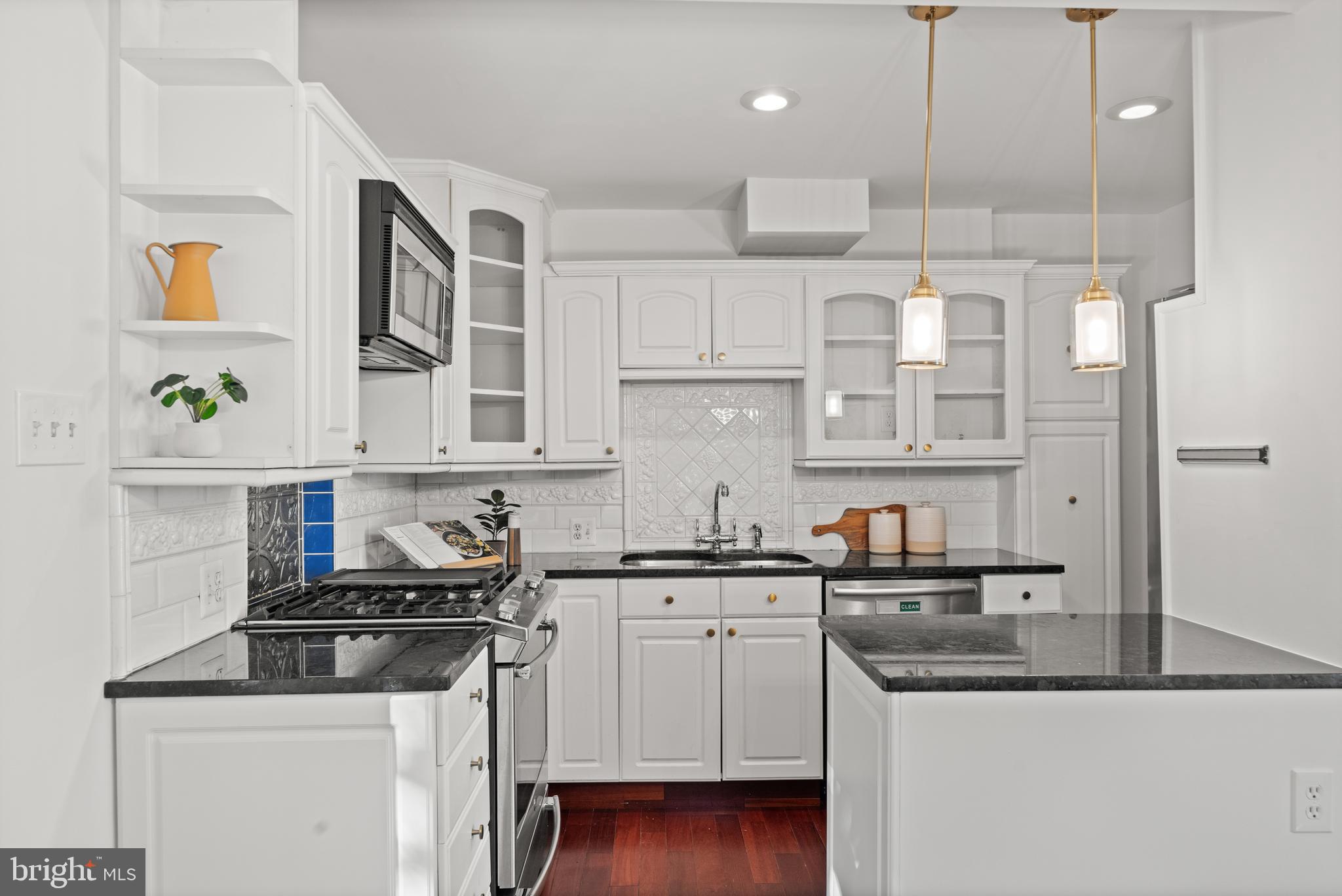 307 E OXFORD AVENUE 1/2