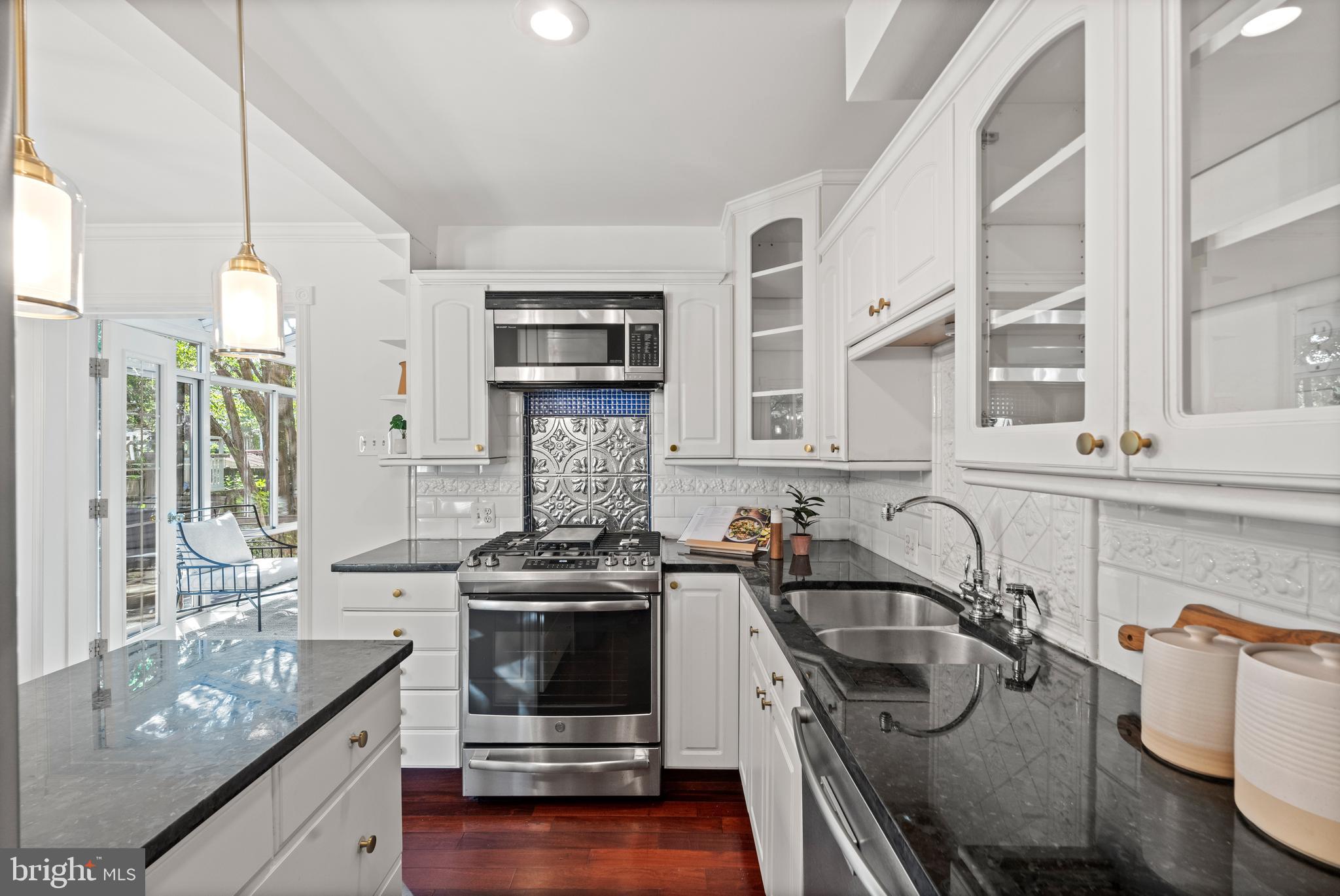 307 E OXFORD AVENUE 1/2