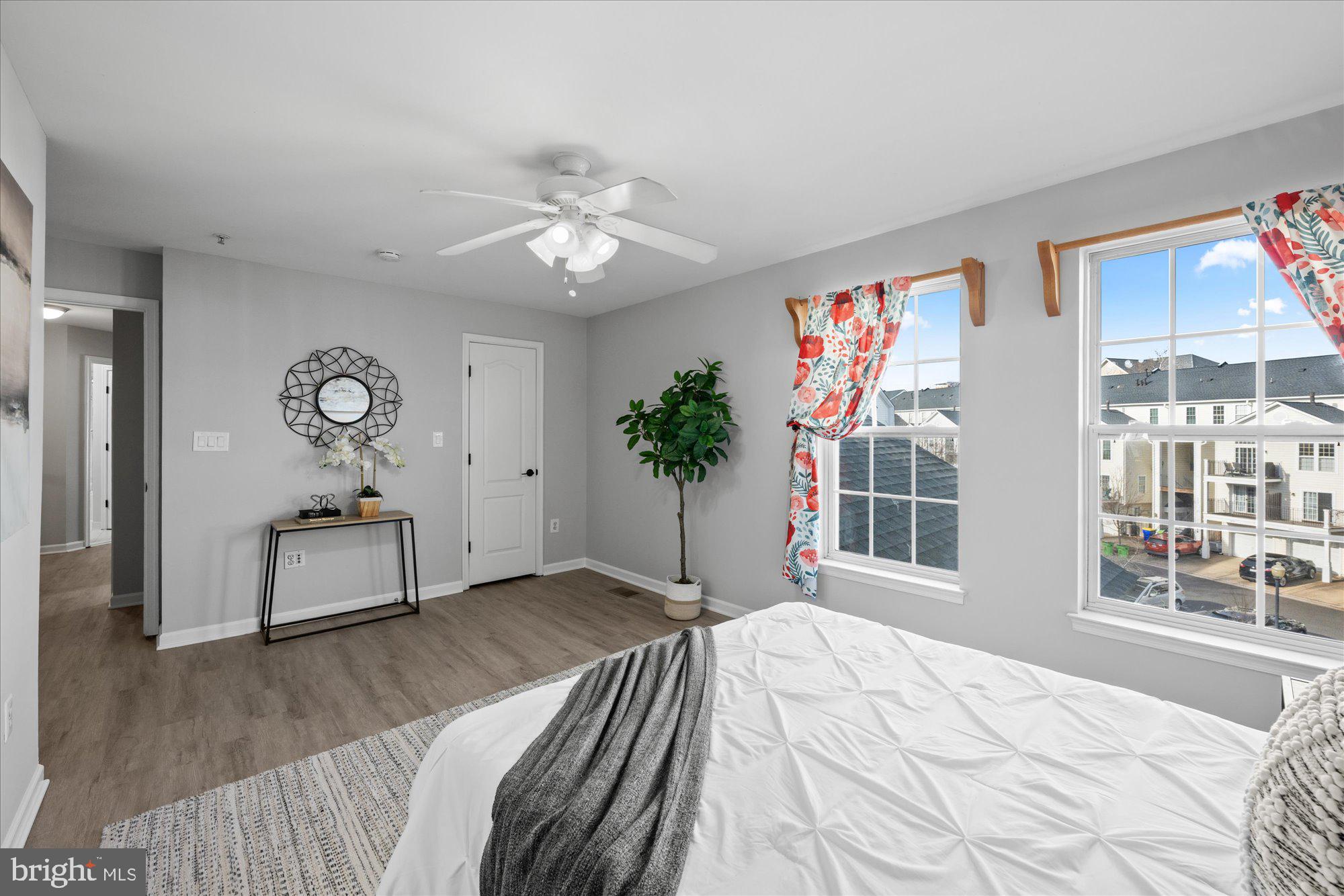 291 CAMERON STATION BOULEVARD 102