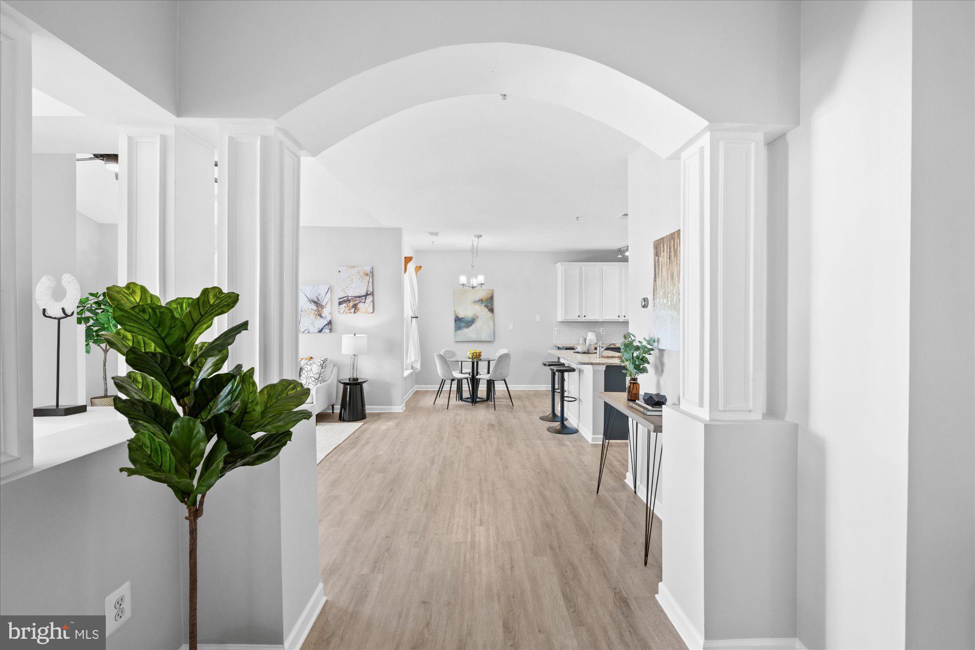 291 CAMERON STATION BOULEVARD 102