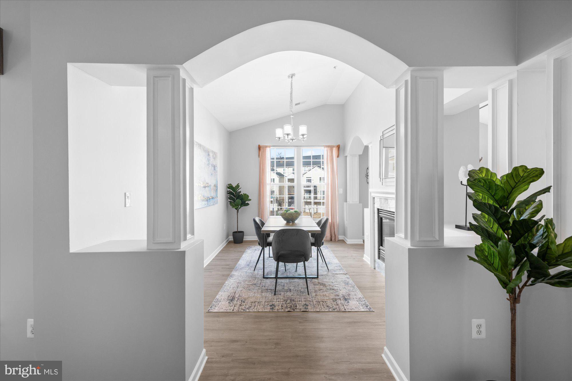 291 CAMERON STATION BOULEVARD 102