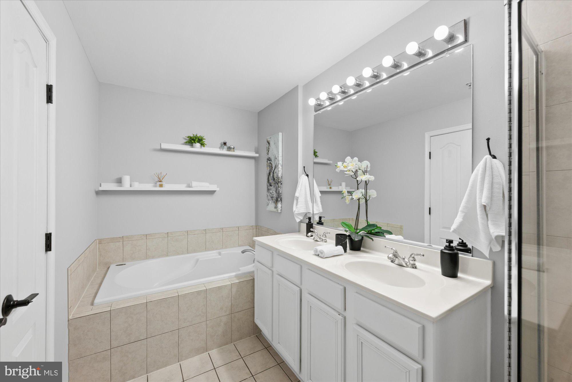 291 CAMERON STATION BOULEVARD 102