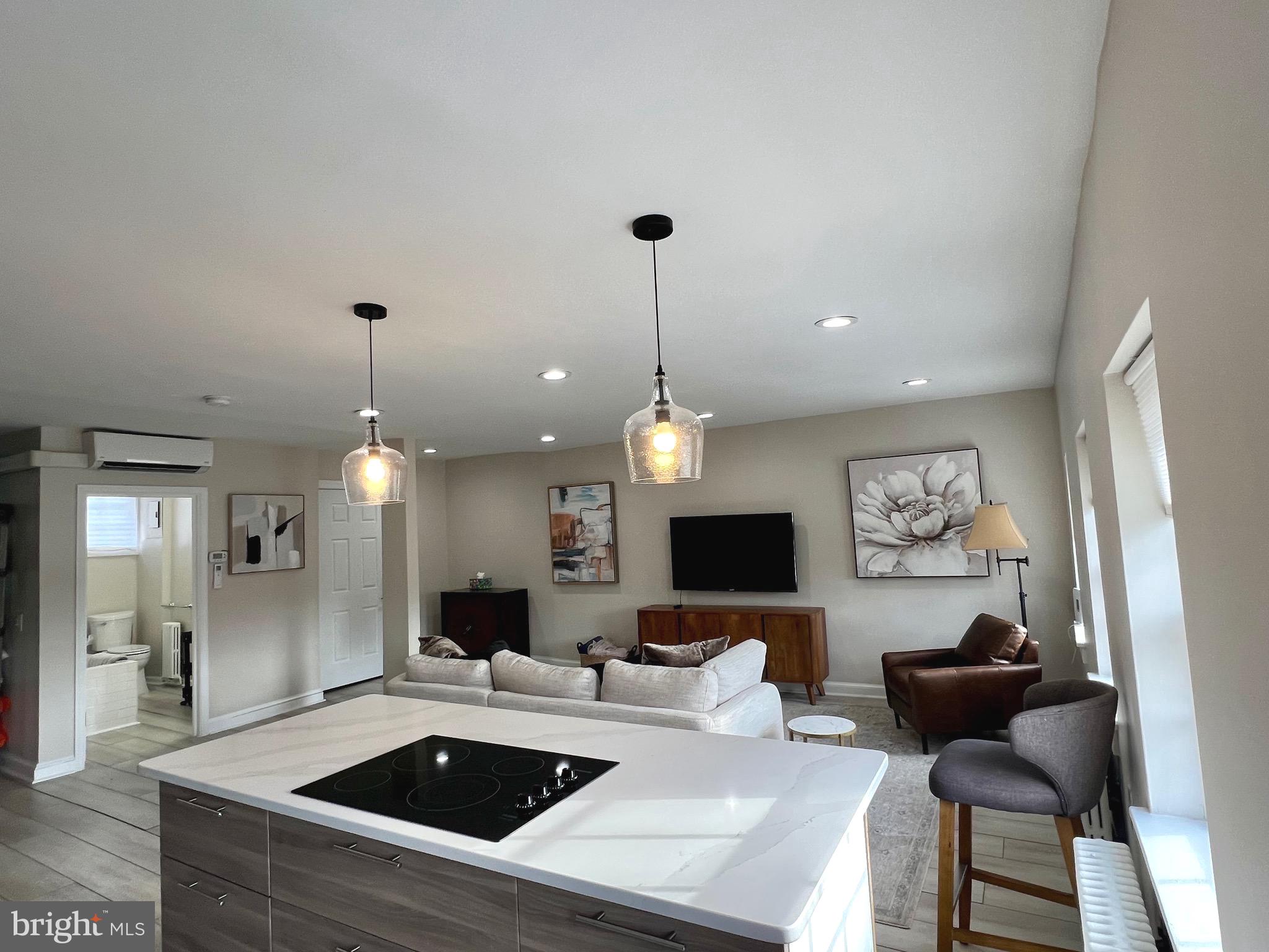 107 N FAIRFAX STREET N