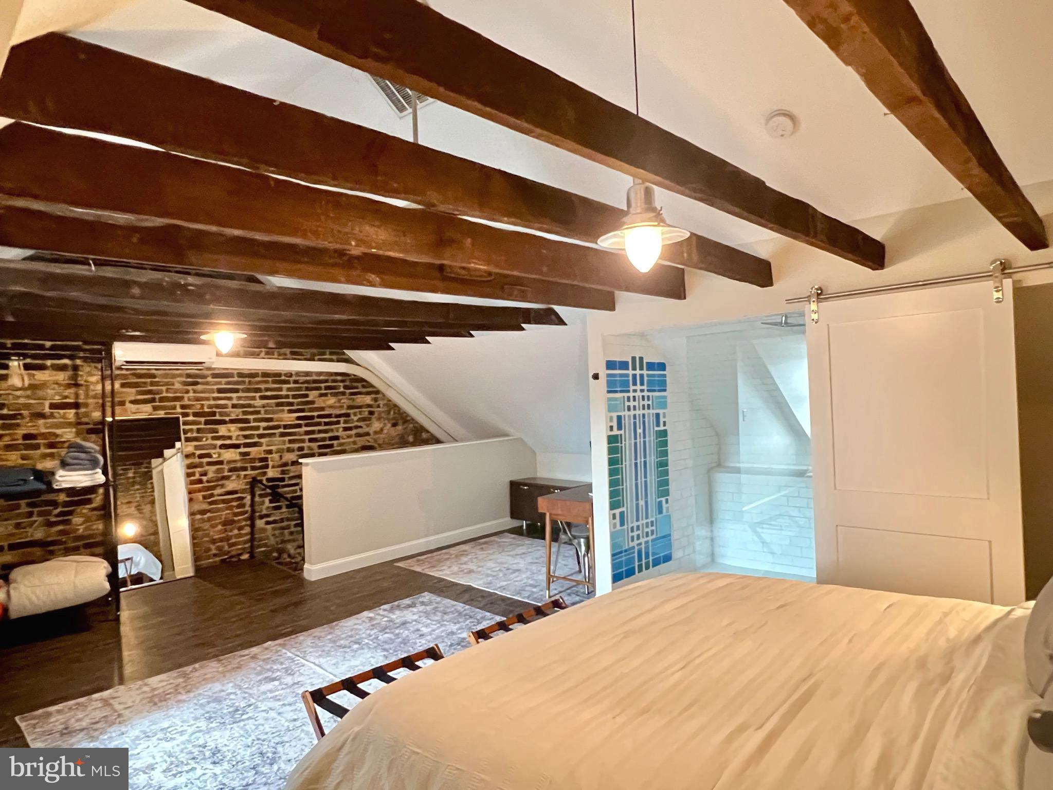 107 N FAIRFAX STREET N