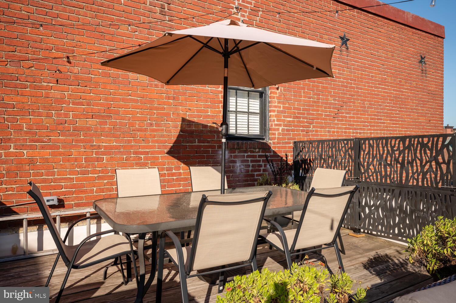 107 N FAIRFAX STREET N