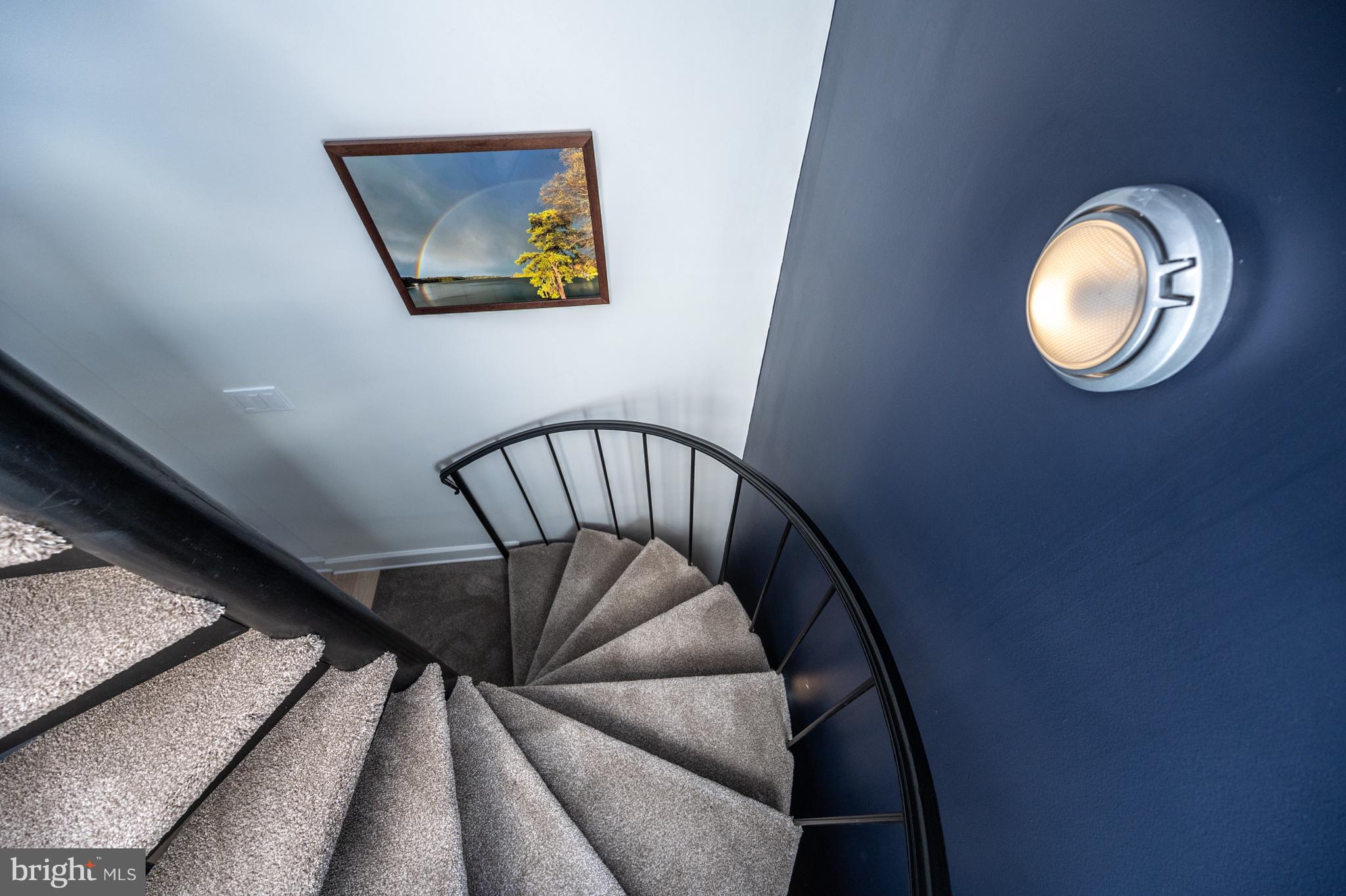 411 S COLUMBUS STREET 8