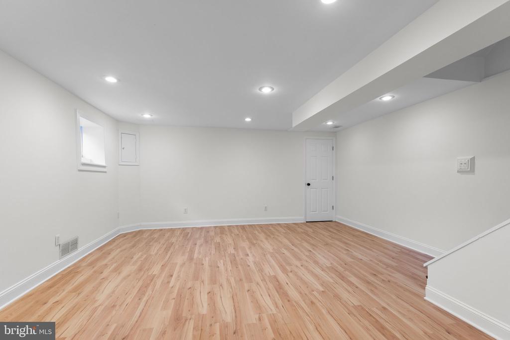 59 E TAYLOR RUN PARKWAY