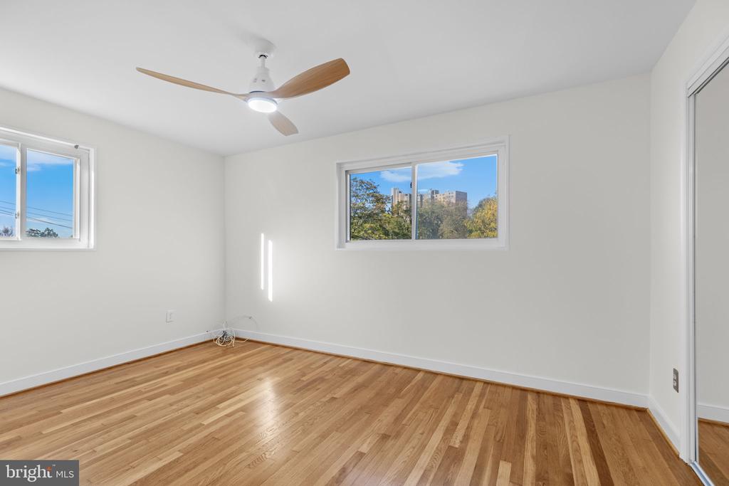59 E TAYLOR RUN PARKWAY