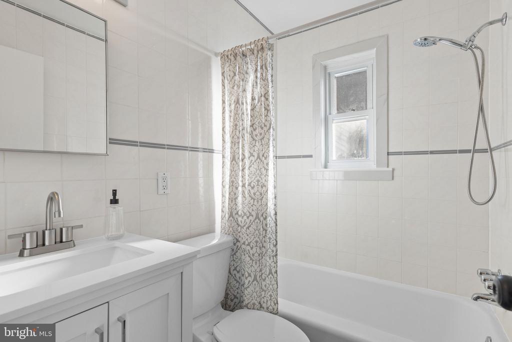 59 E TAYLOR RUN PARKWAY