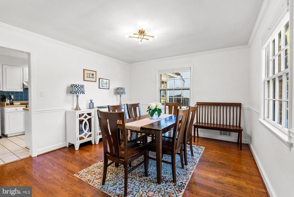 205 VASSAR PLACE