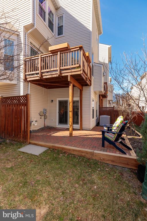 5016 GRIMM DRIVE