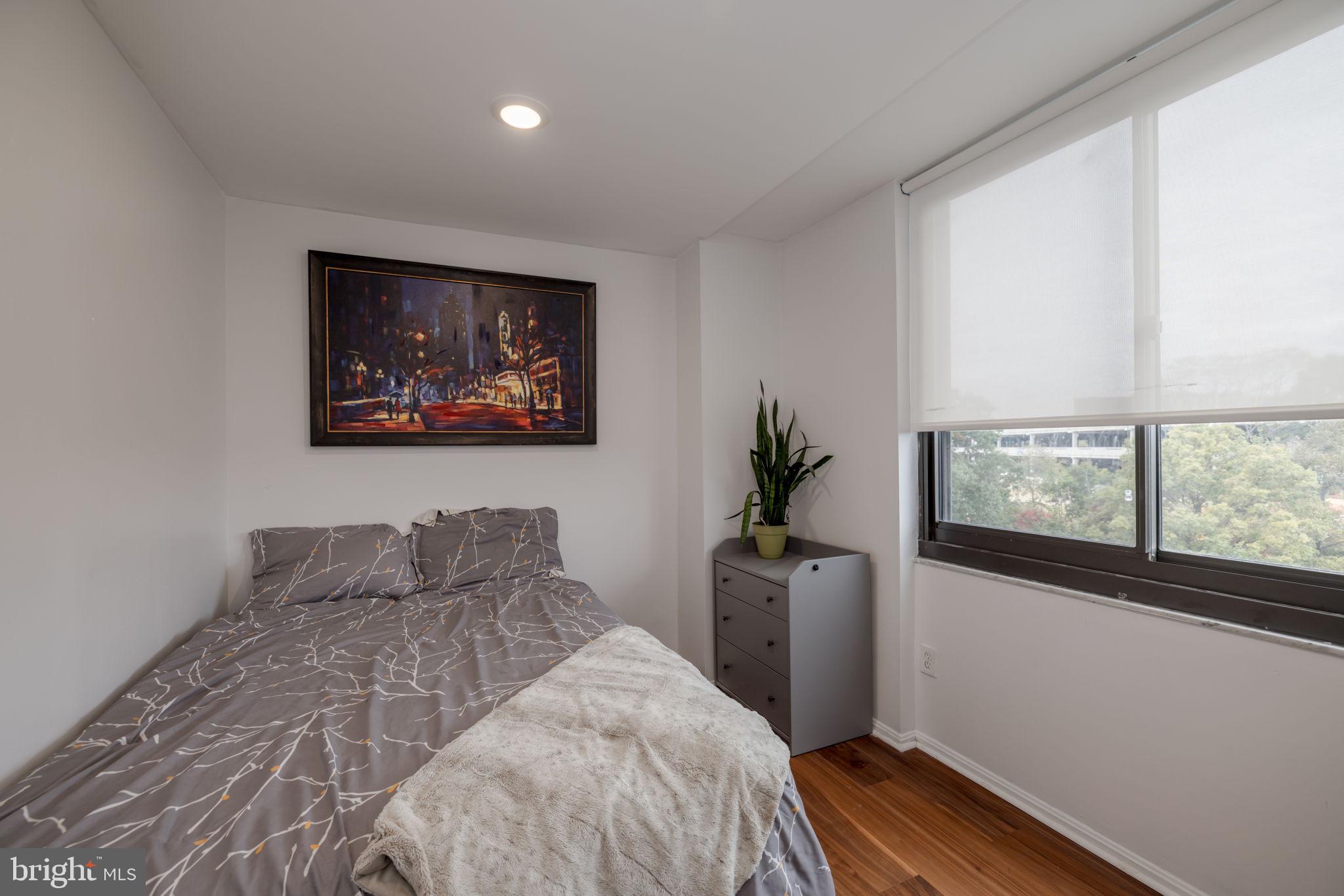 5500 HOLMES RUN PARKWAY 1005