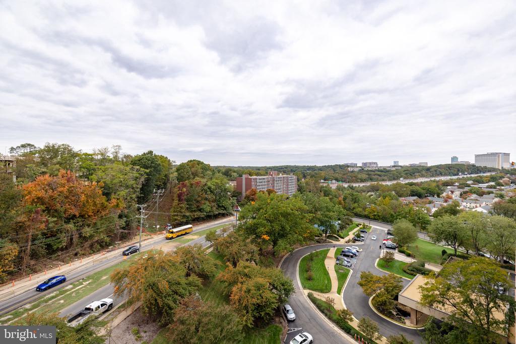 5500 HOLMES RUN PARKWAY 1005