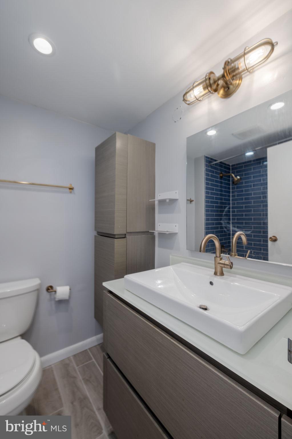 5500 HOLMES RUN PARKWAY 1005