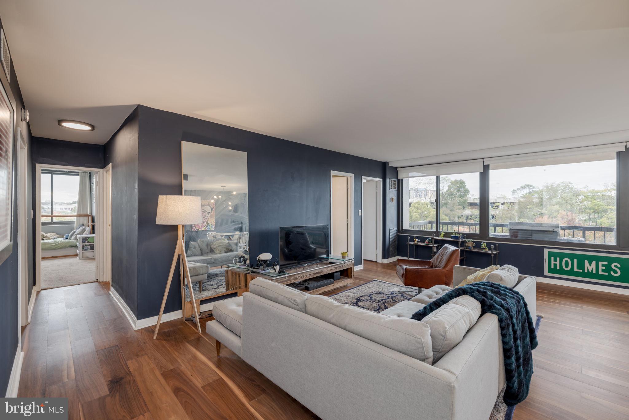 5500 HOLMES RUN PARKWAY 1005