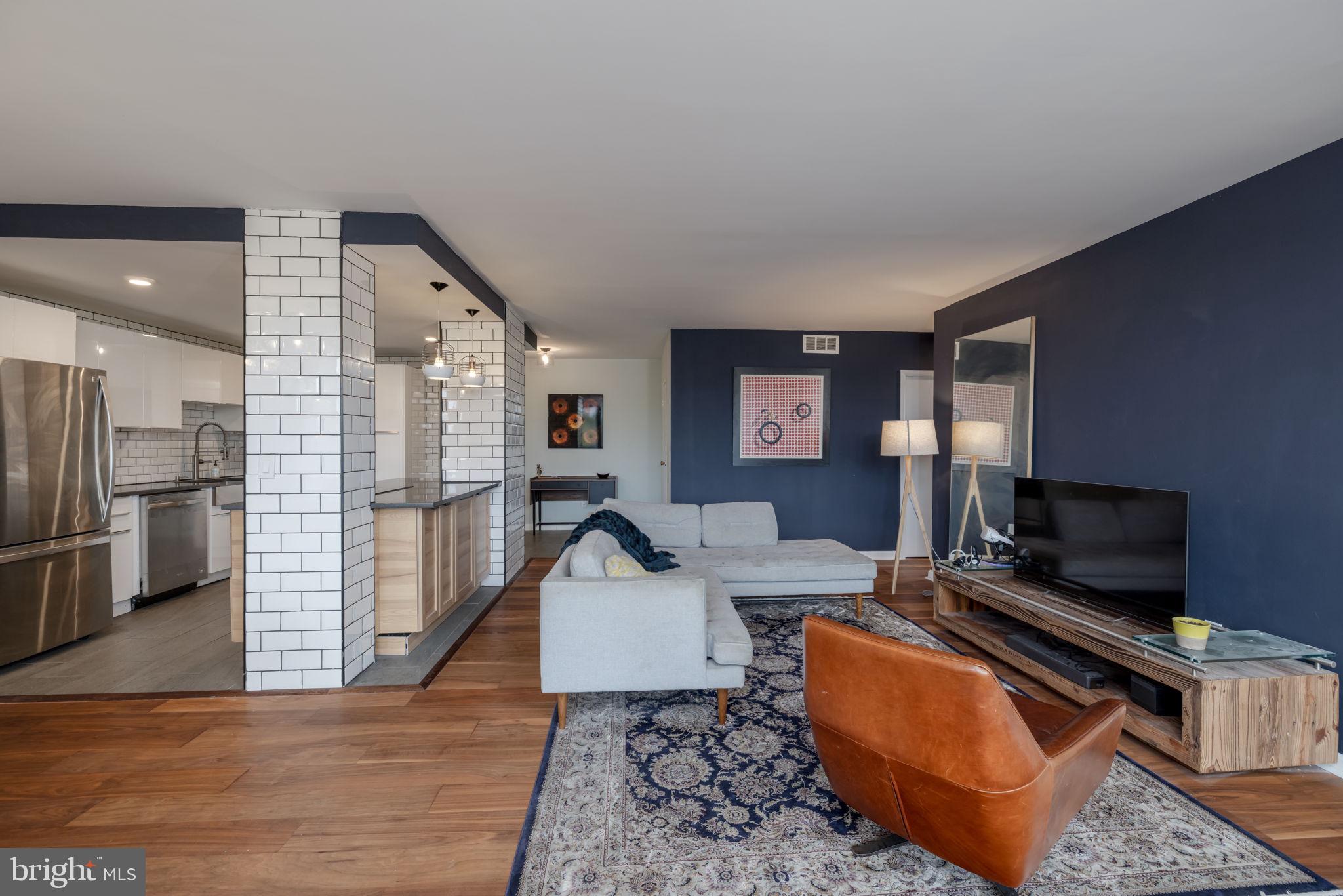 5500 HOLMES RUN PARKWAY 1005