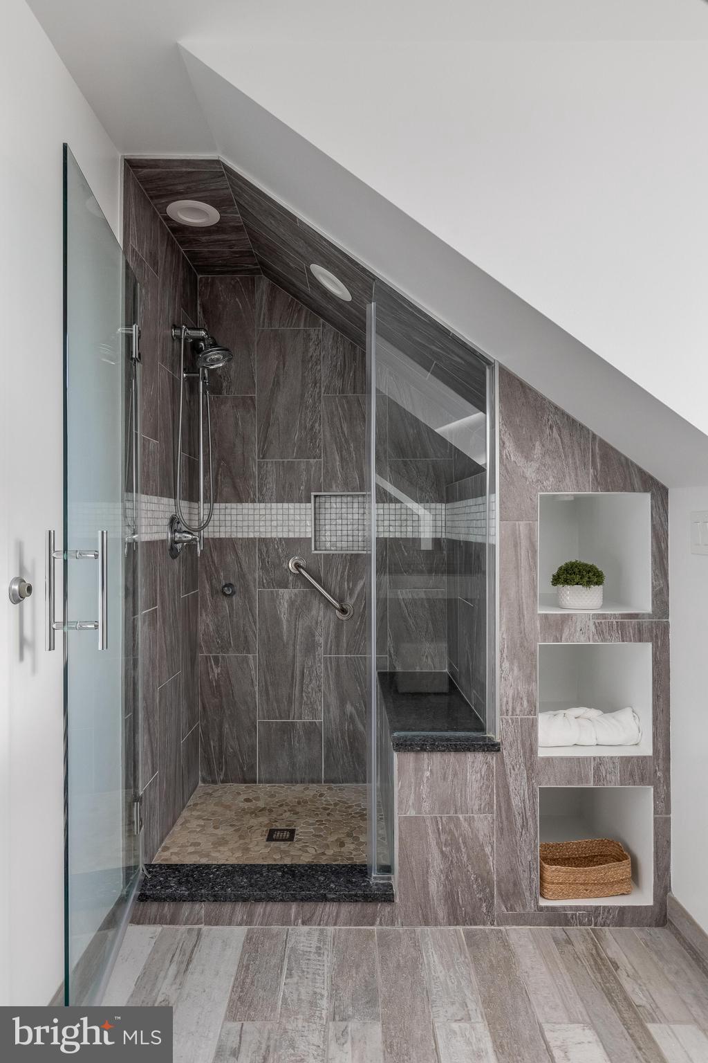 428 S FAIRFAX STREET