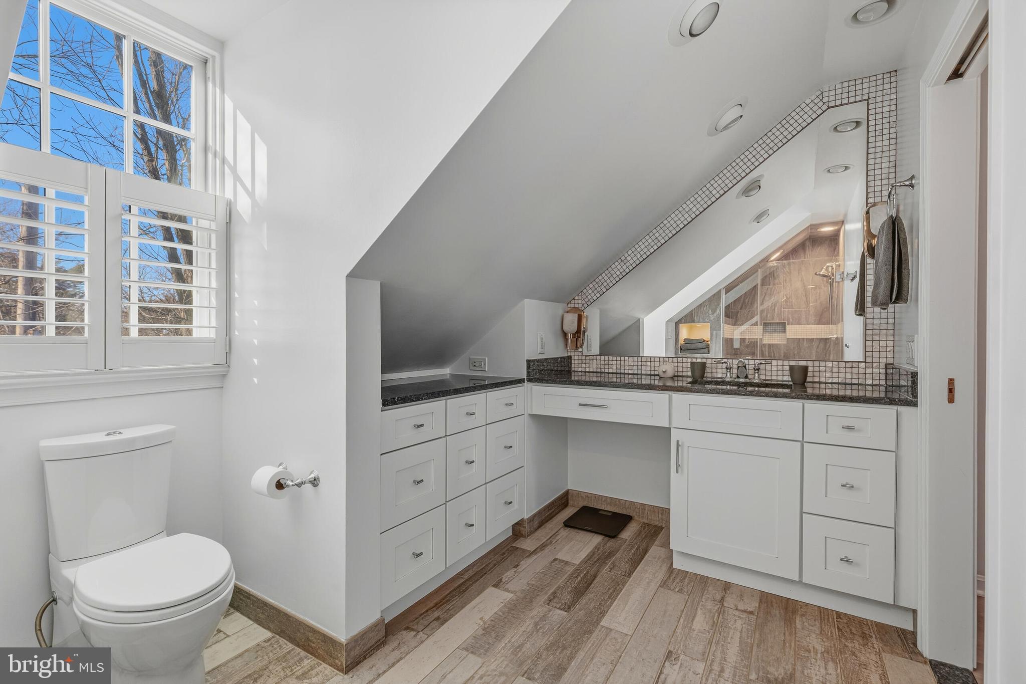 428 S FAIRFAX STREET