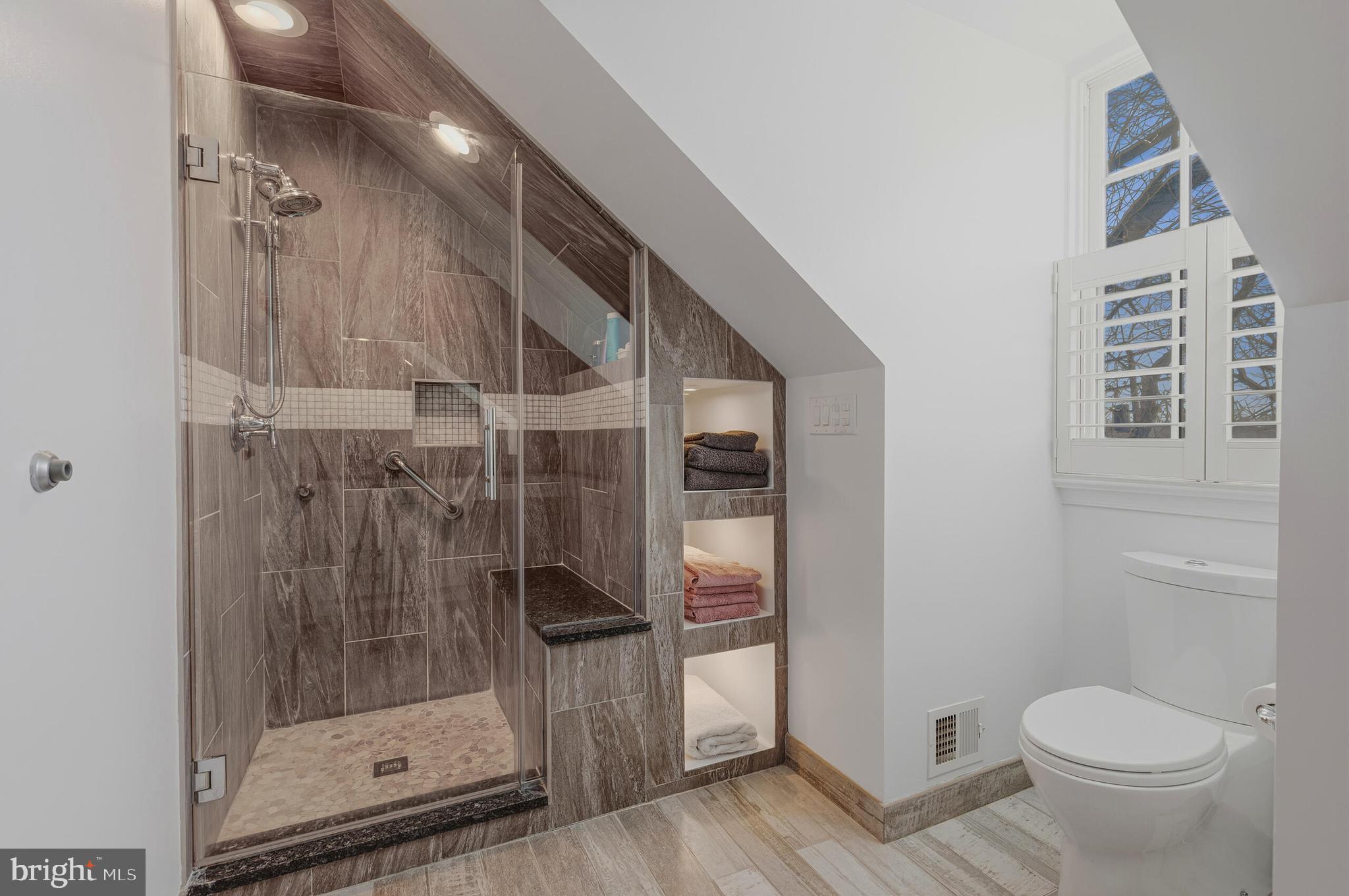 428 S FAIRFAX STREET