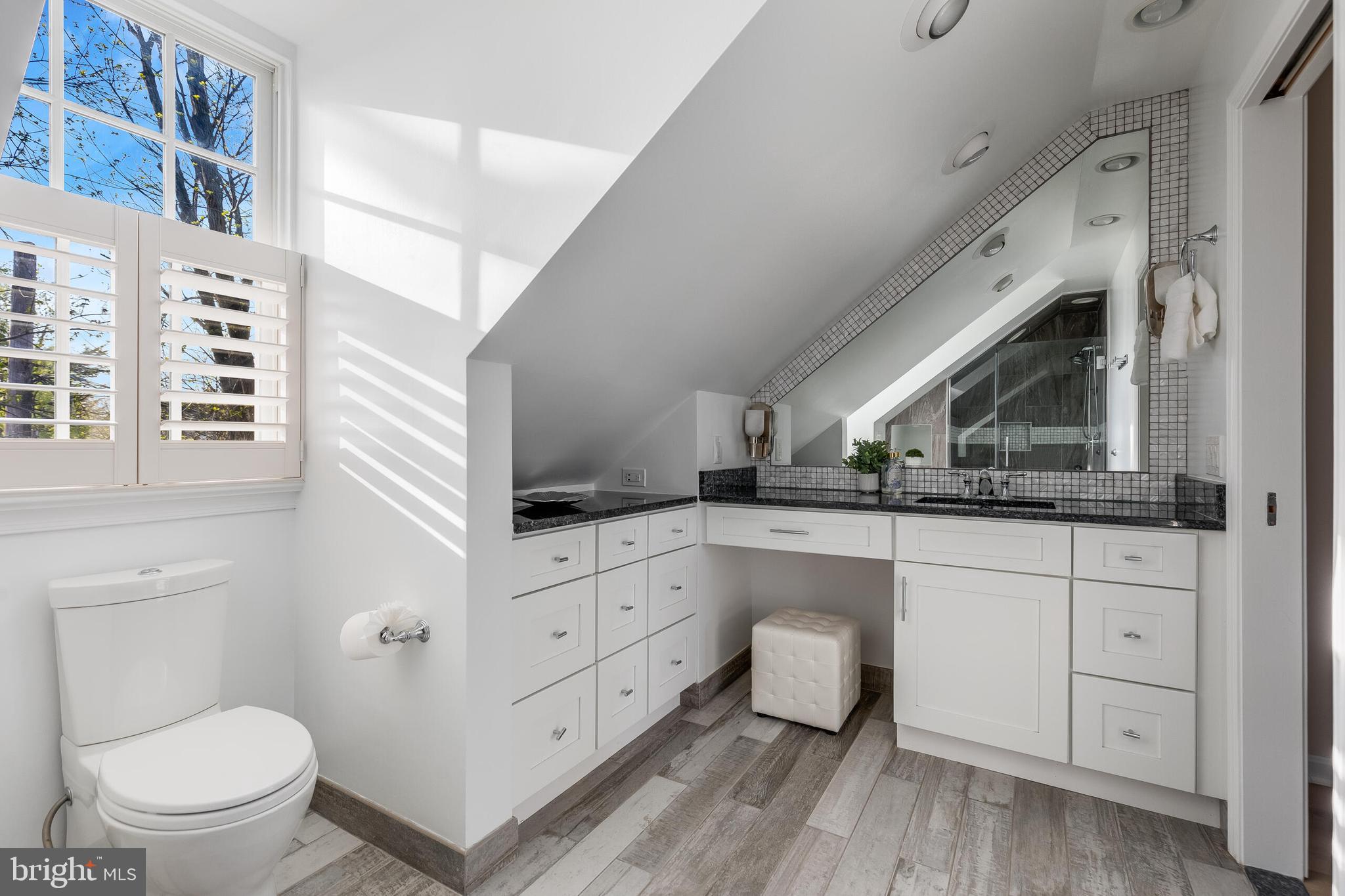 428 S FAIRFAX STREET