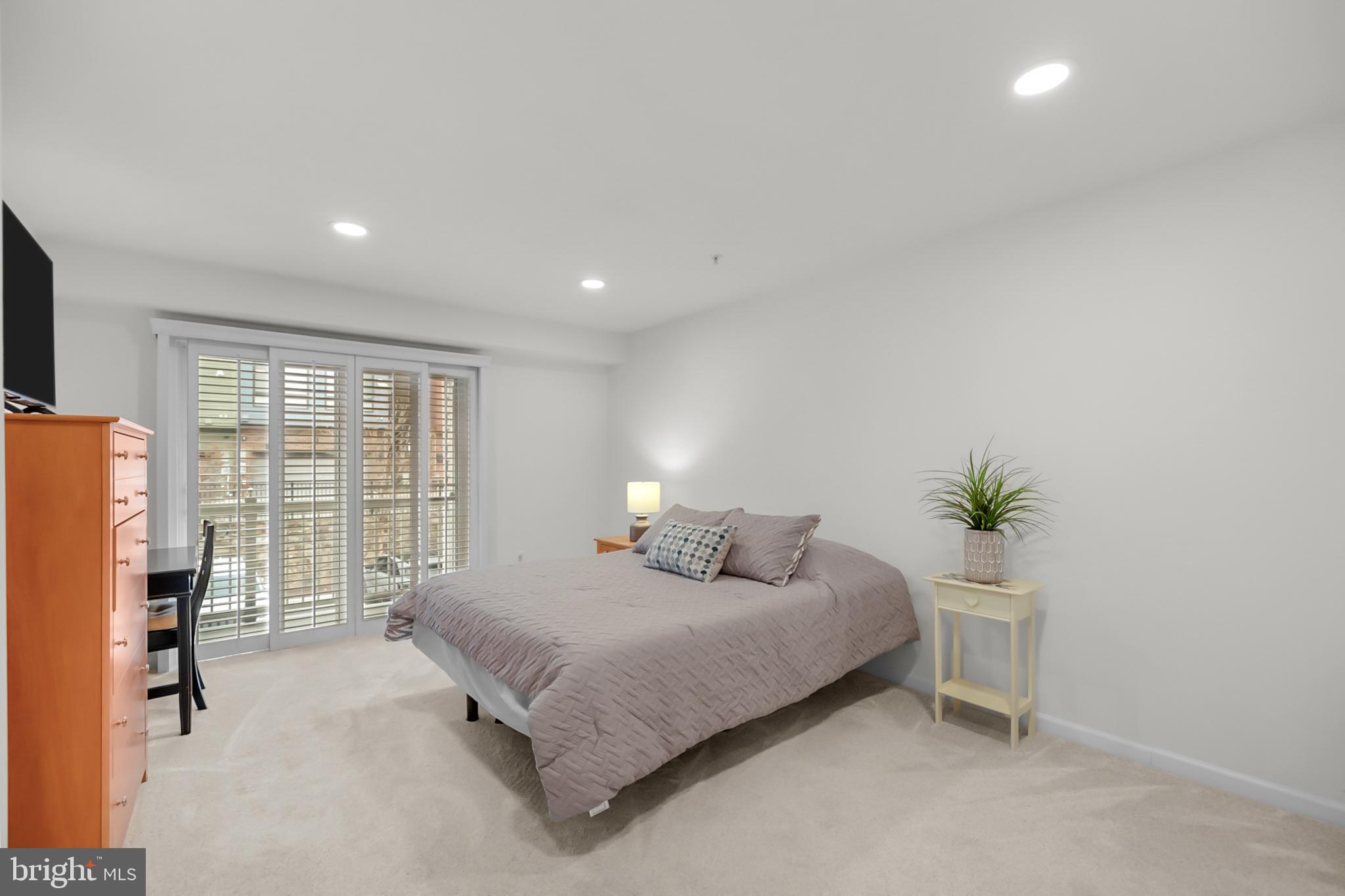 517 CAMERON STATION BOULEVARD