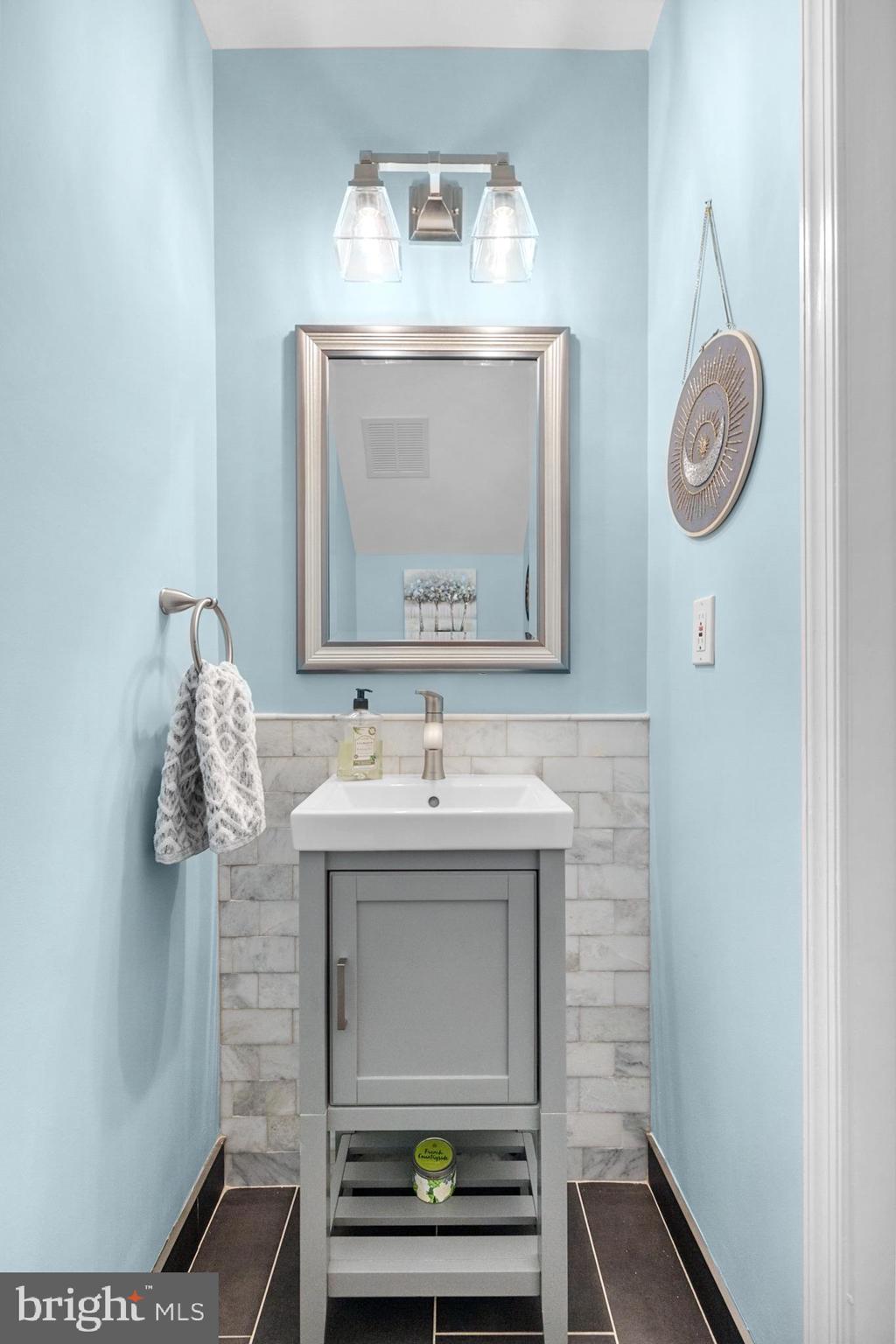 517 CAMERON STATION BOULEVARD