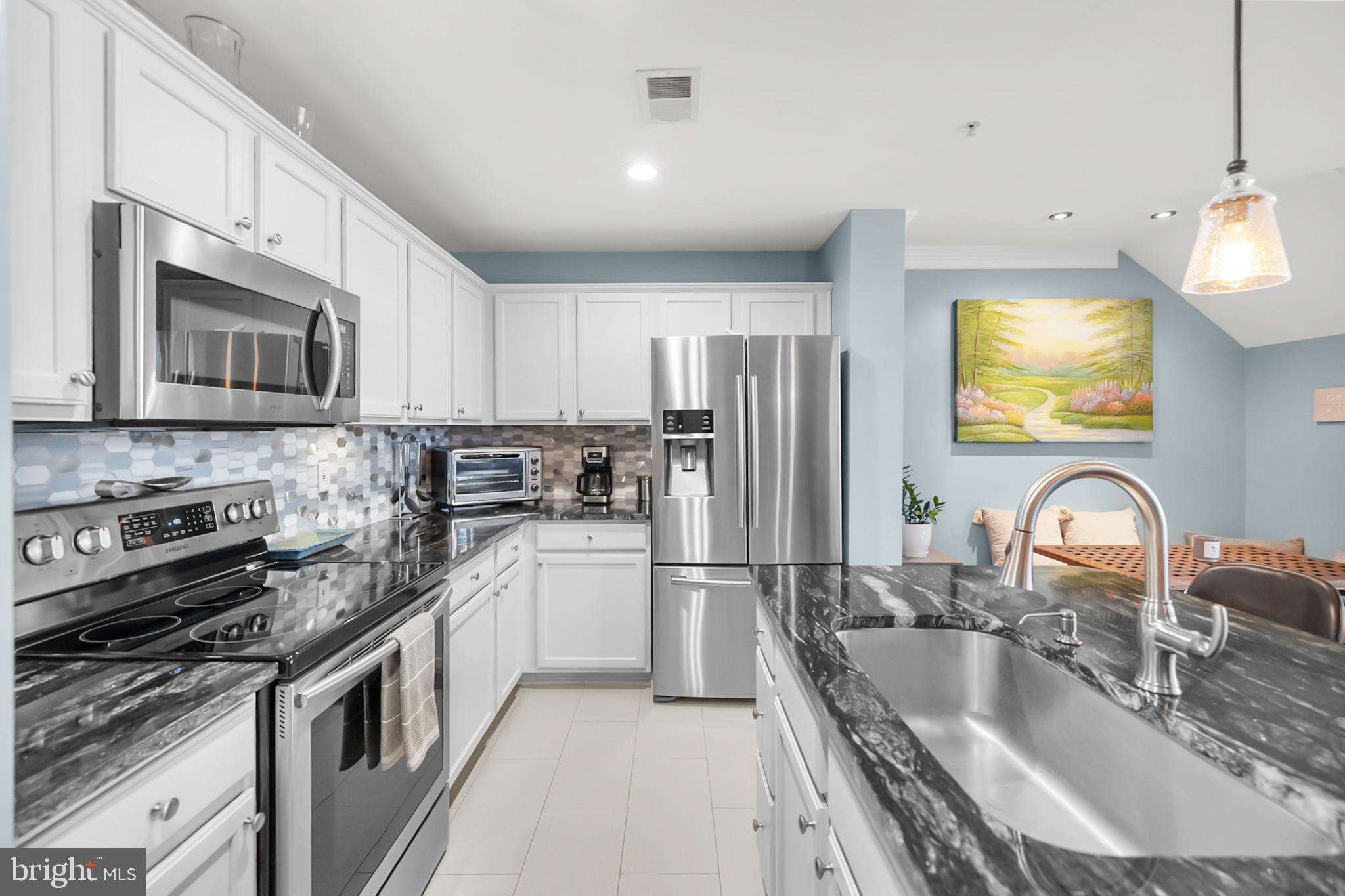 517 CAMERON STATION BOULEVARD