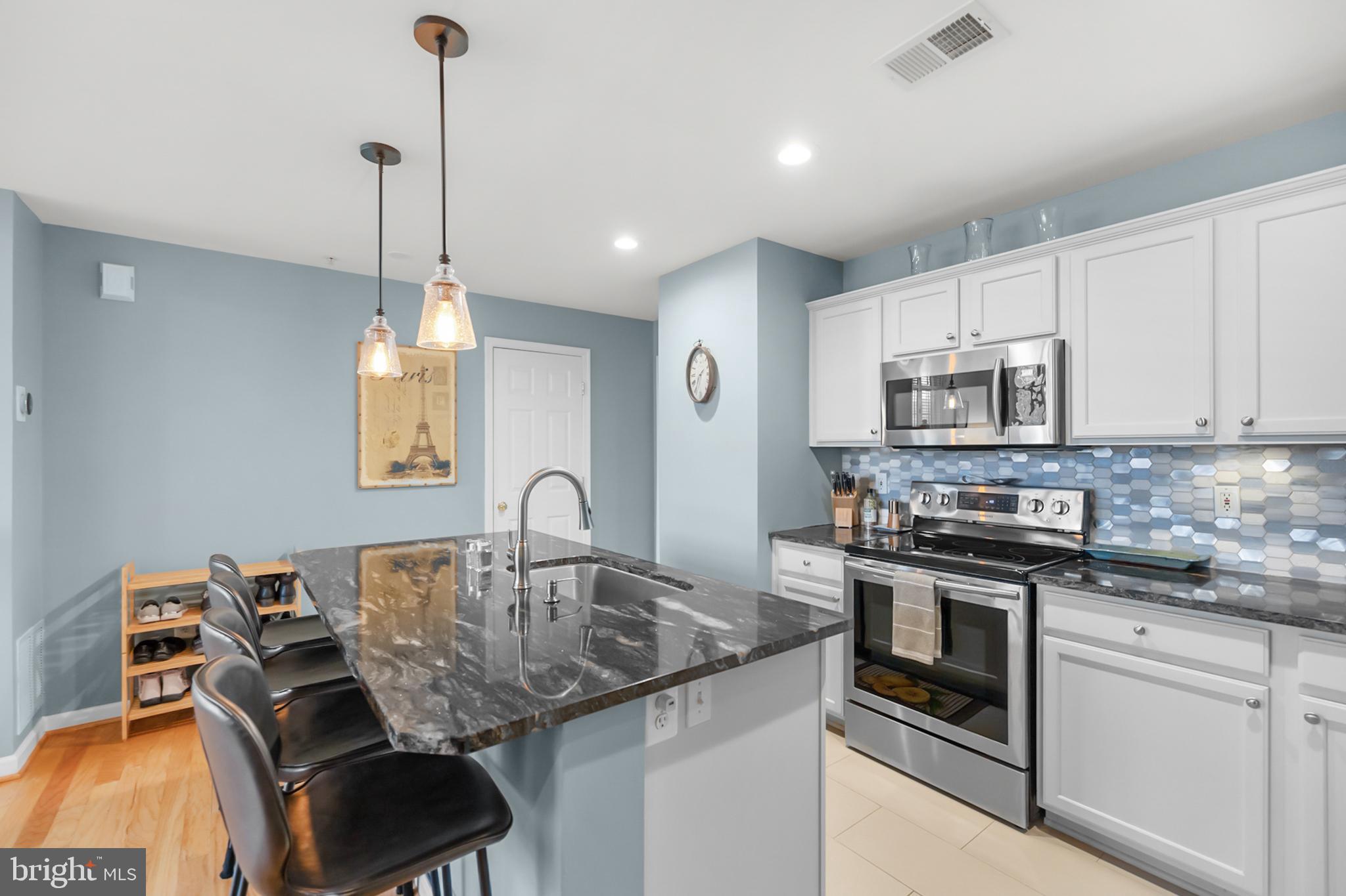 517 CAMERON STATION BOULEVARD