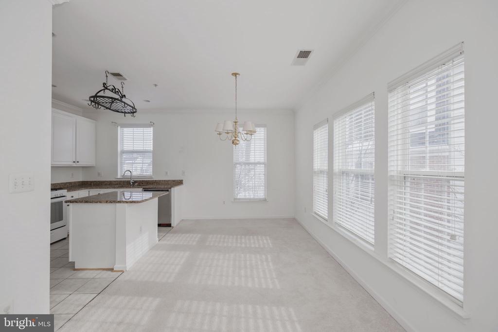 5108 ENGLISH TERRACE 104