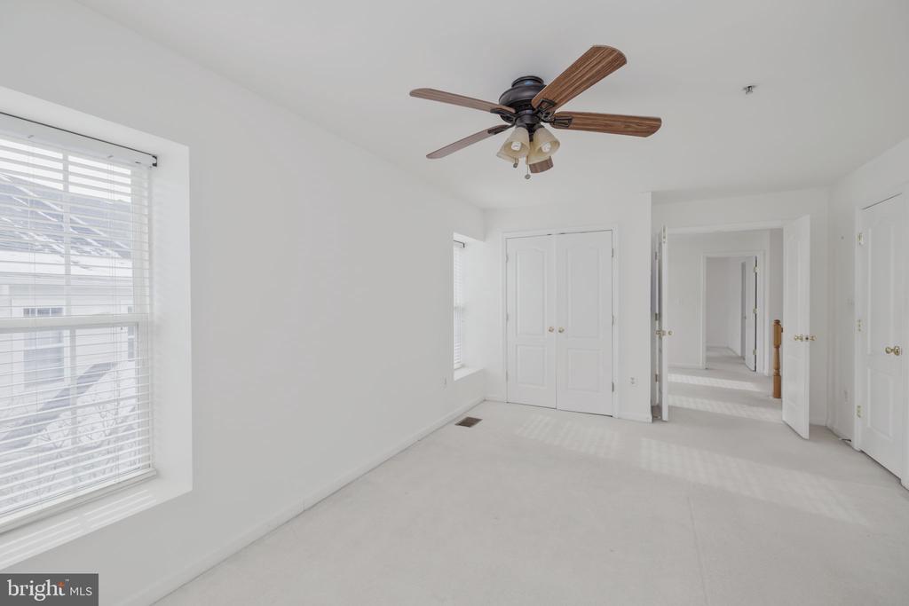 5108 ENGLISH TERRACE 104