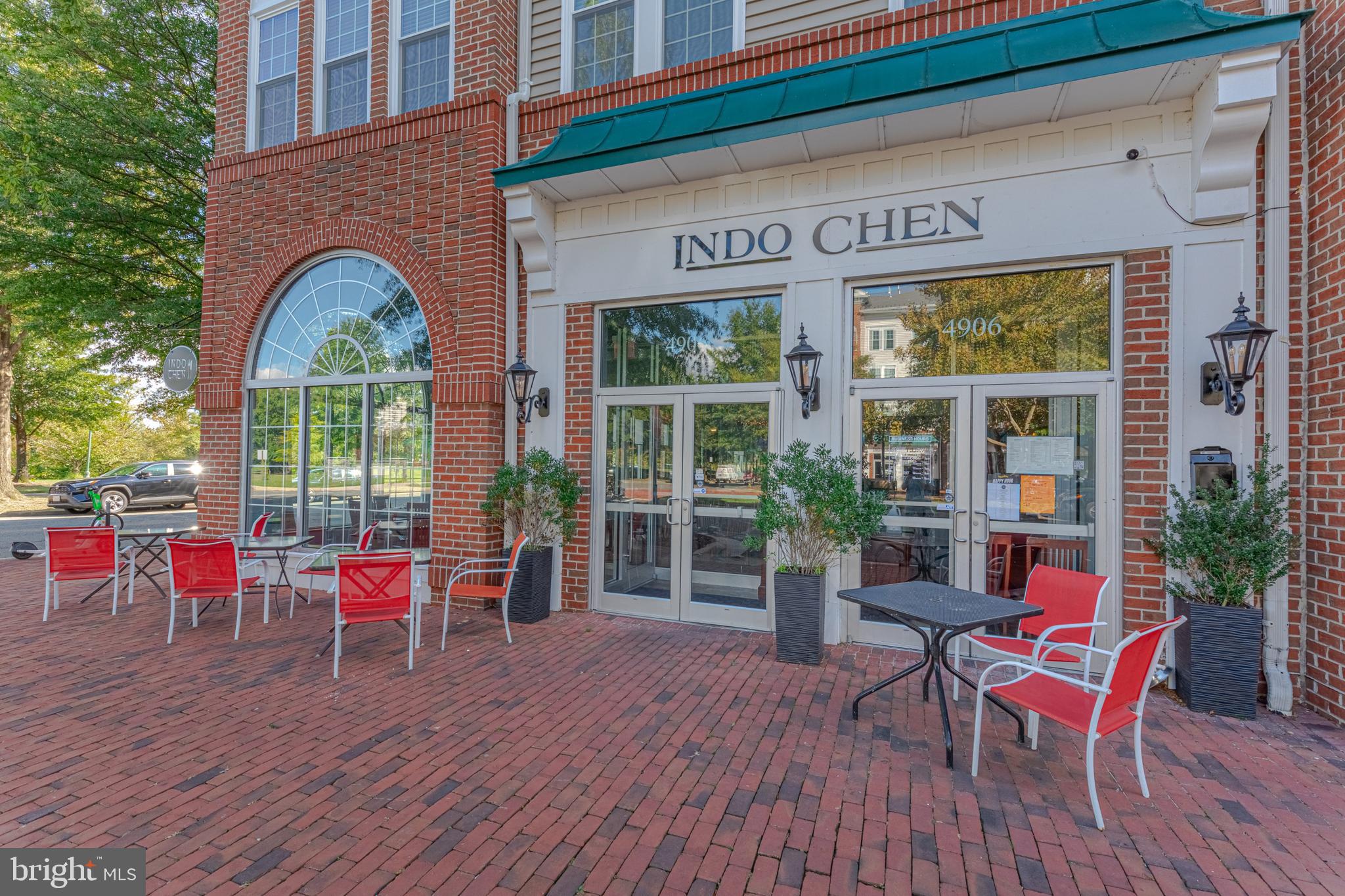 5108 ENGLISH TERRACE 104