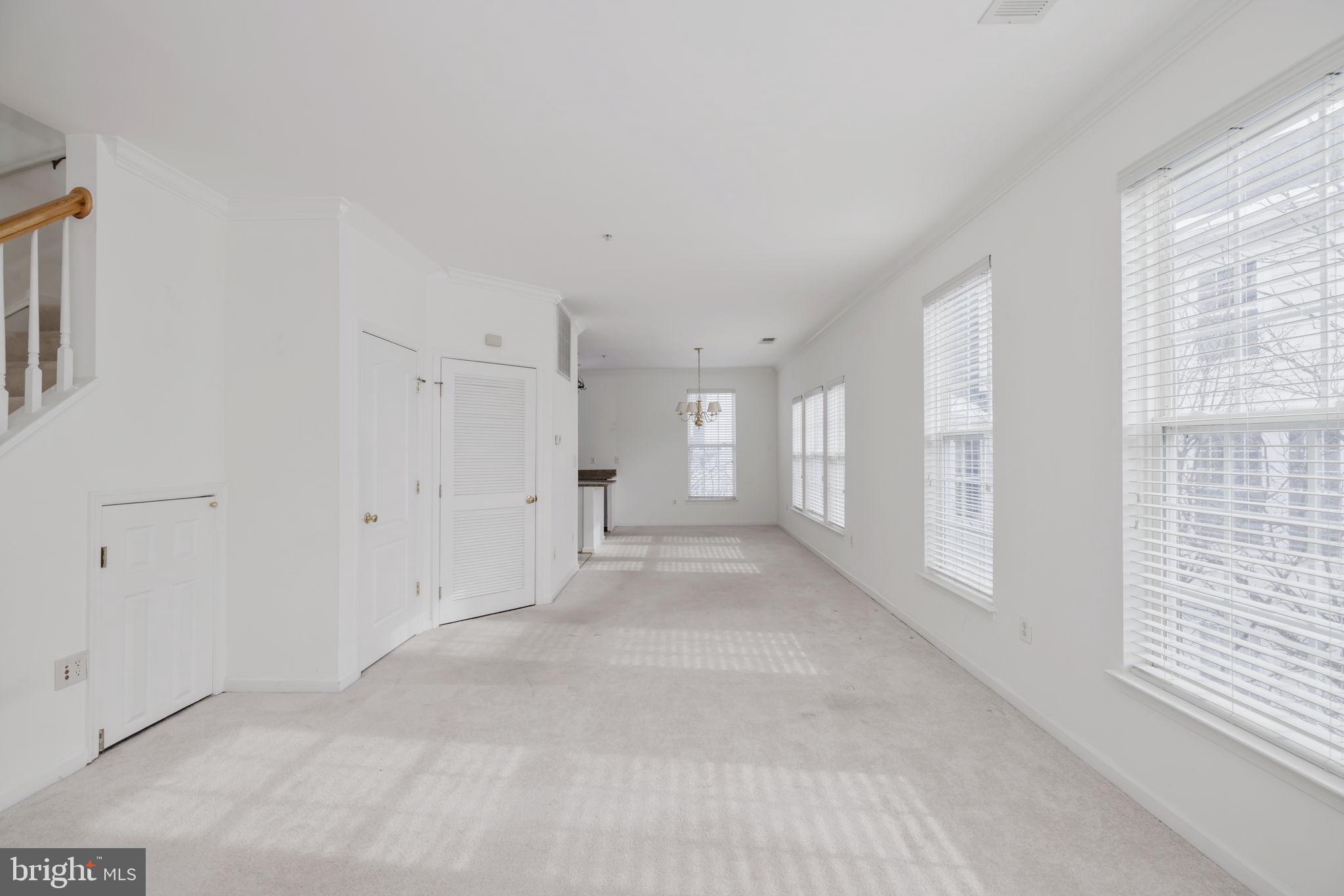 5108 ENGLISH TERRACE 104