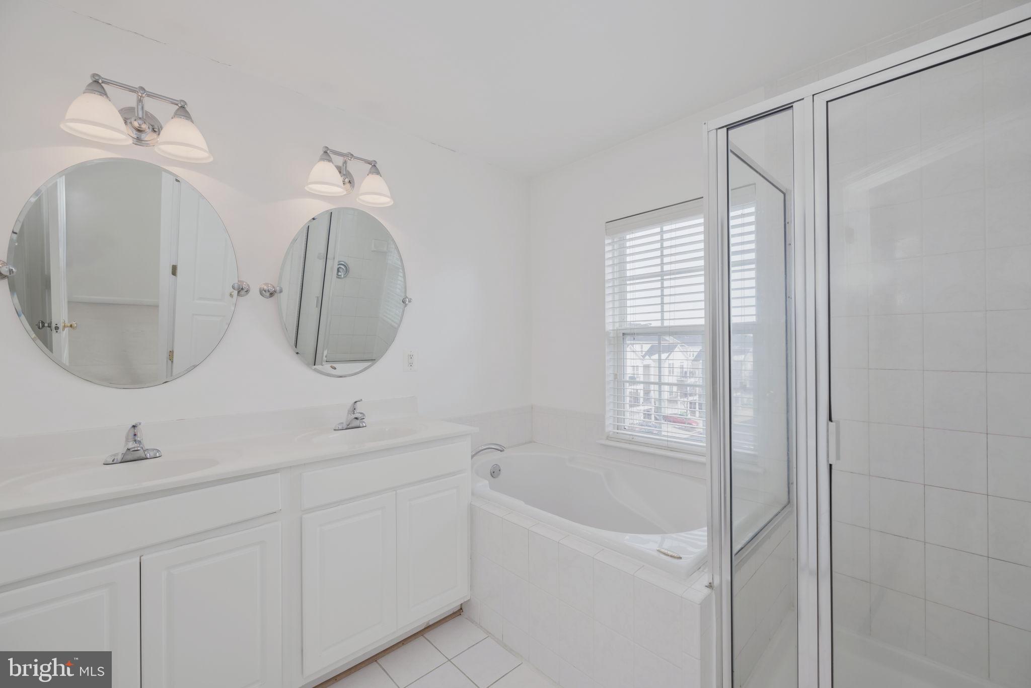 5108 ENGLISH TERRACE 104