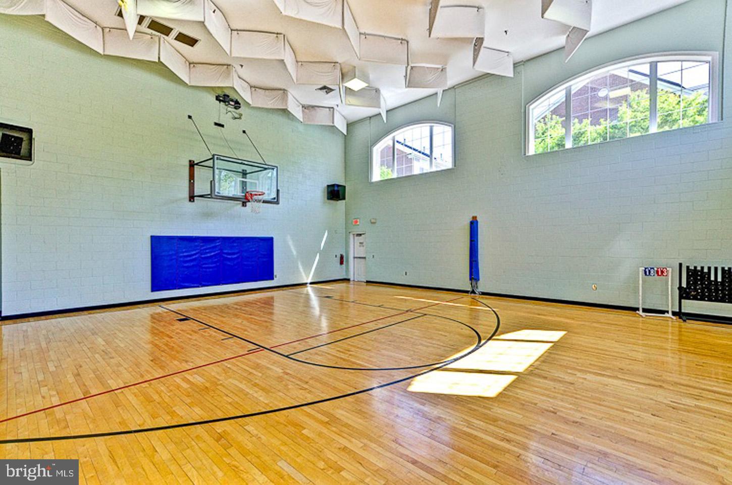 5108 ENGLISH TERRACE 104