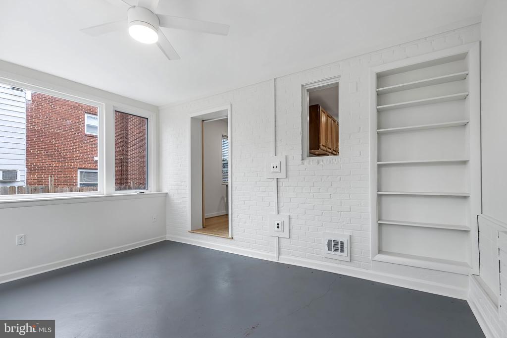 106 S HUDSON STREET