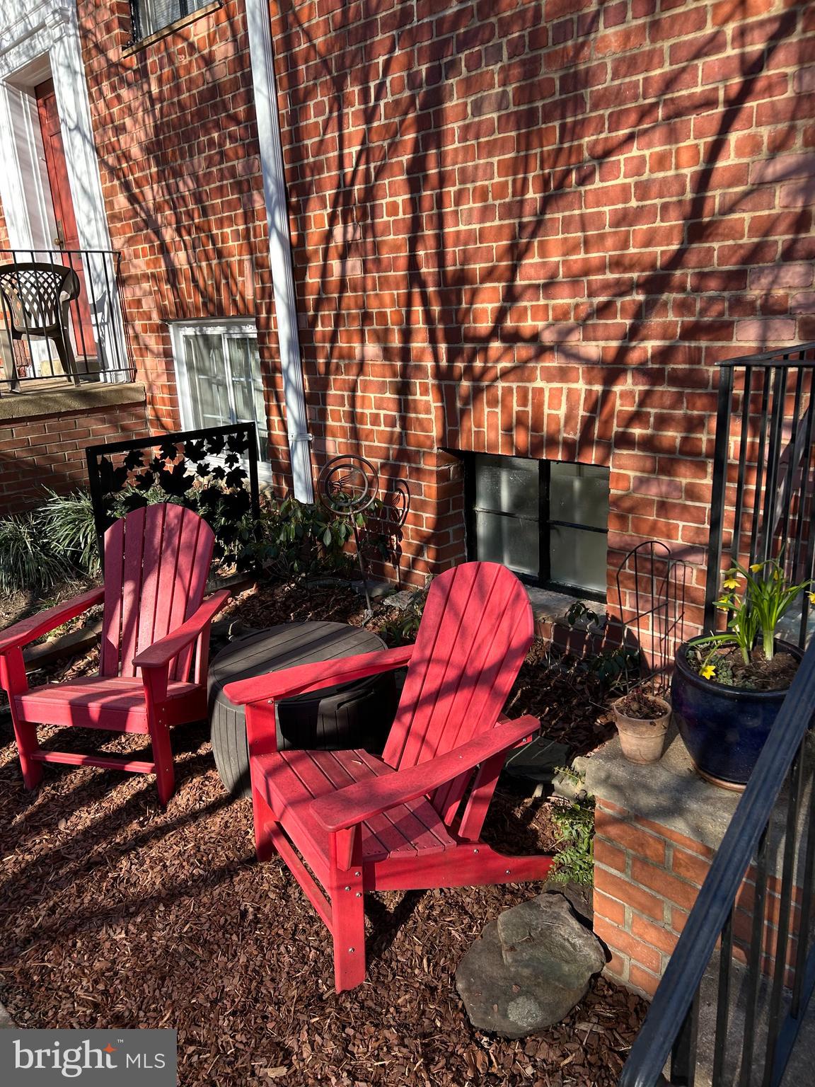 1649 FITZGERALD LANE