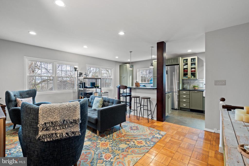 1649 FITZGERALD LANE