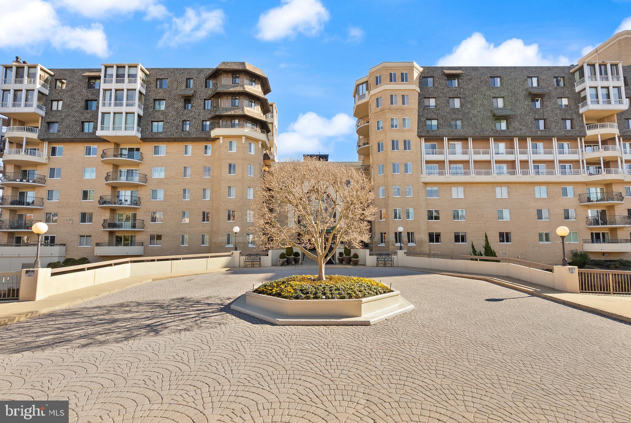 1250 S WASHINGTON STREET 215