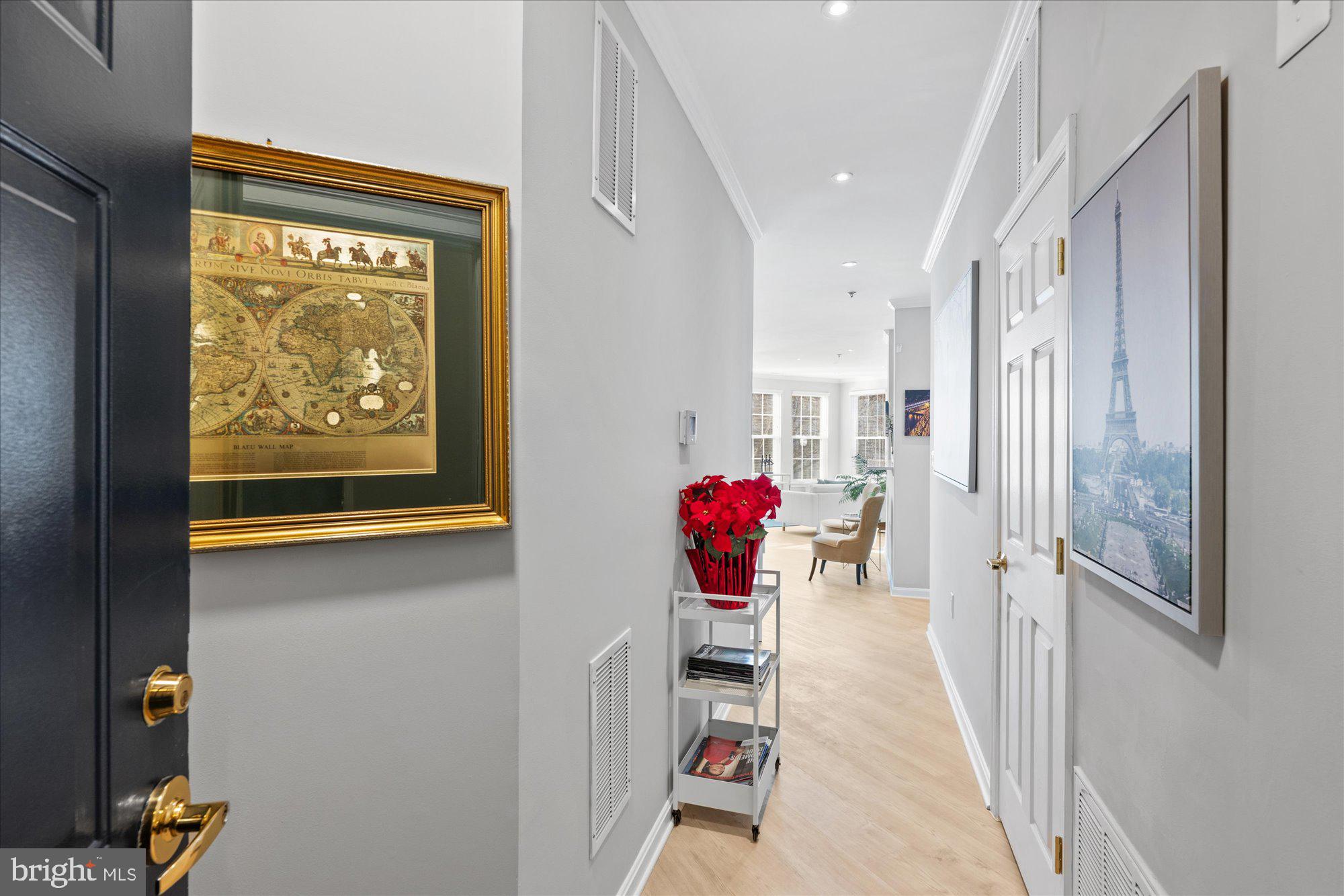 171 SOMERVELLE STREET 211