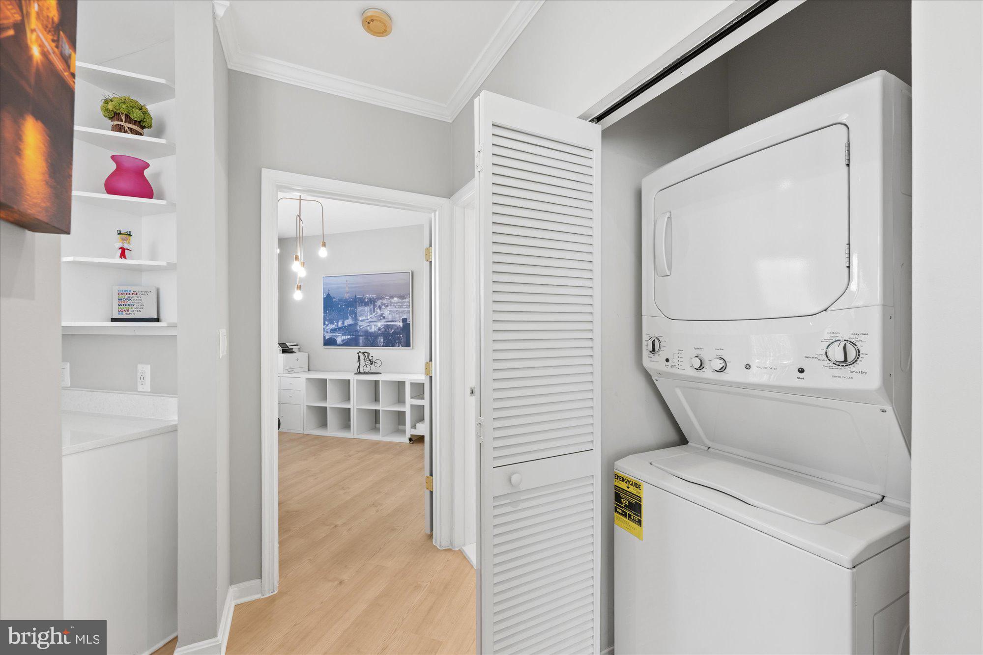 171 SOMERVELLE STREET 211