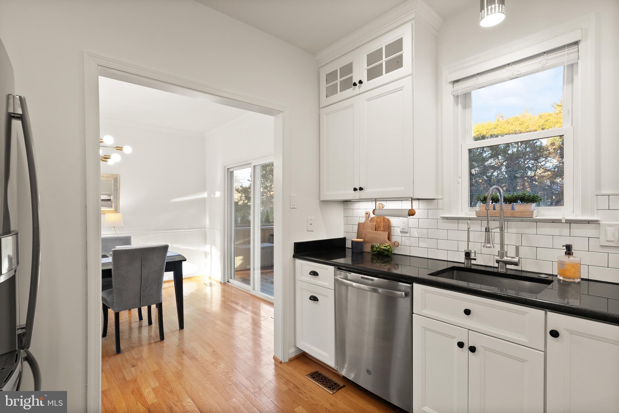 415 COMMONWEALTH AVENUE