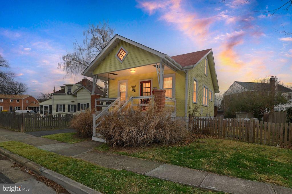2403 BURKE AVENUE