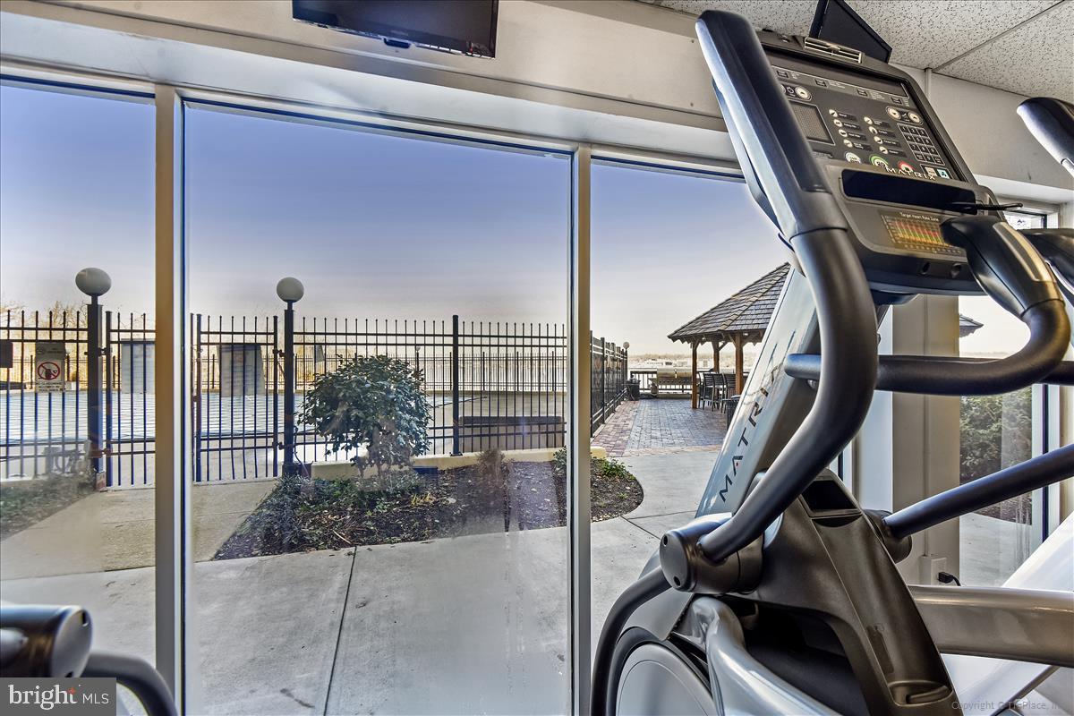 501 SLATERS LANE 102