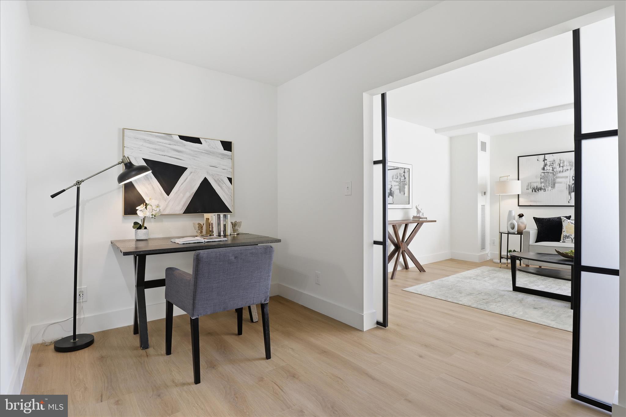 501 SLATERS LANE 102