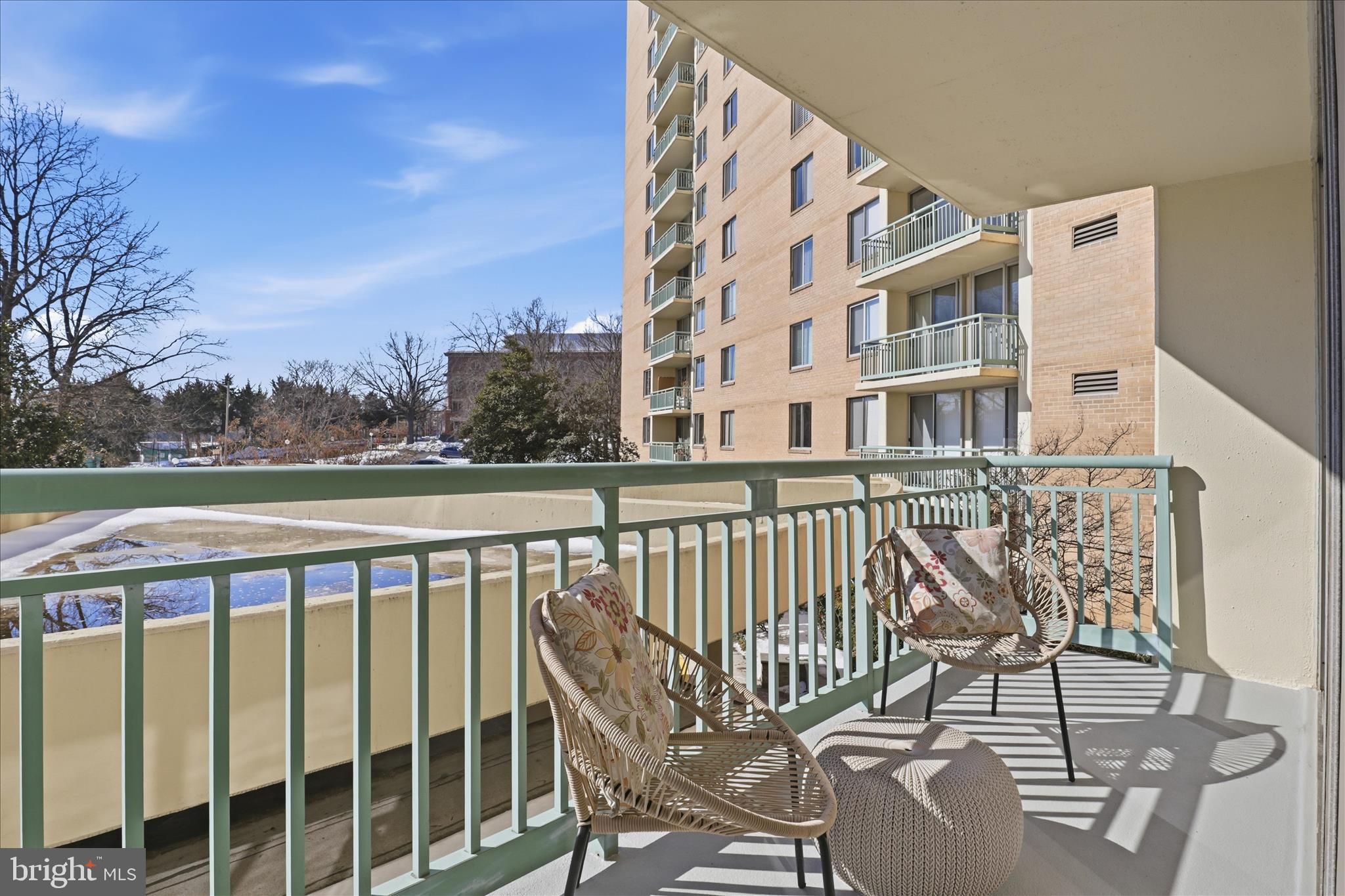 501 SLATERS LANE 102